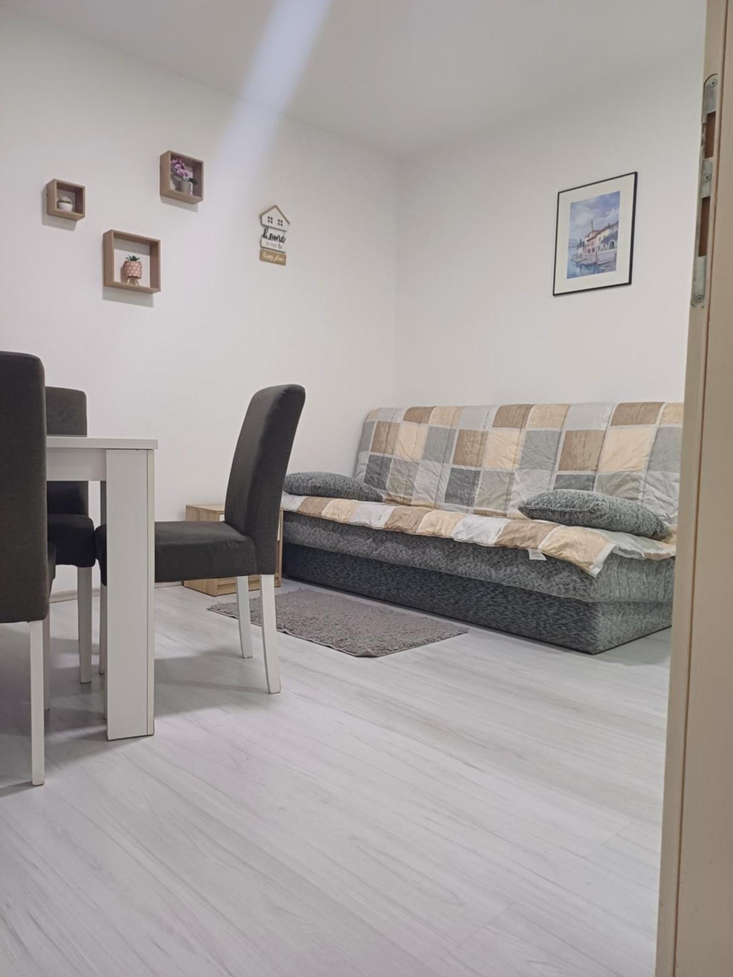 Apartman “Sanja” Pirot Exterior foto
